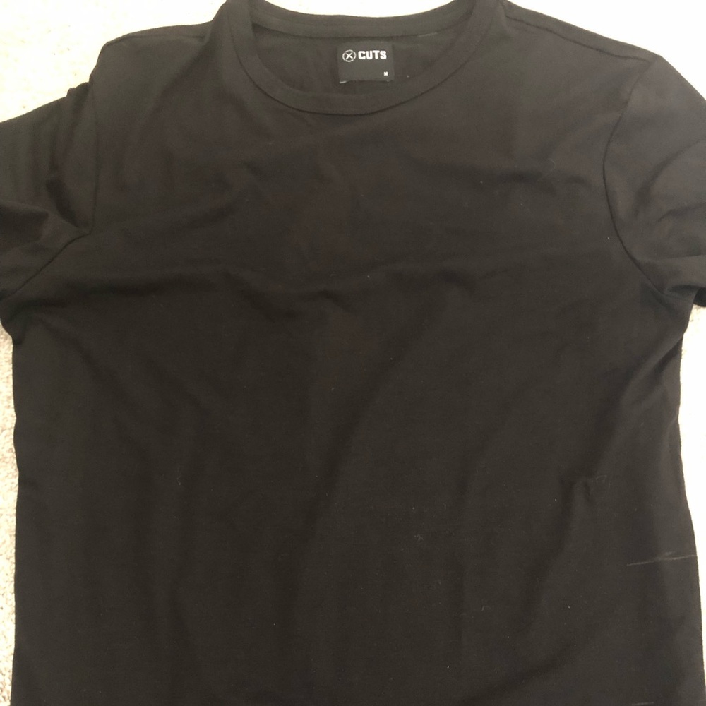 Cuts 4 T-Shirts!! 3 Black and 1 Navy Shirts